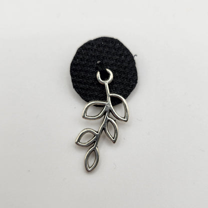 Blätterranke Taschenanhänger